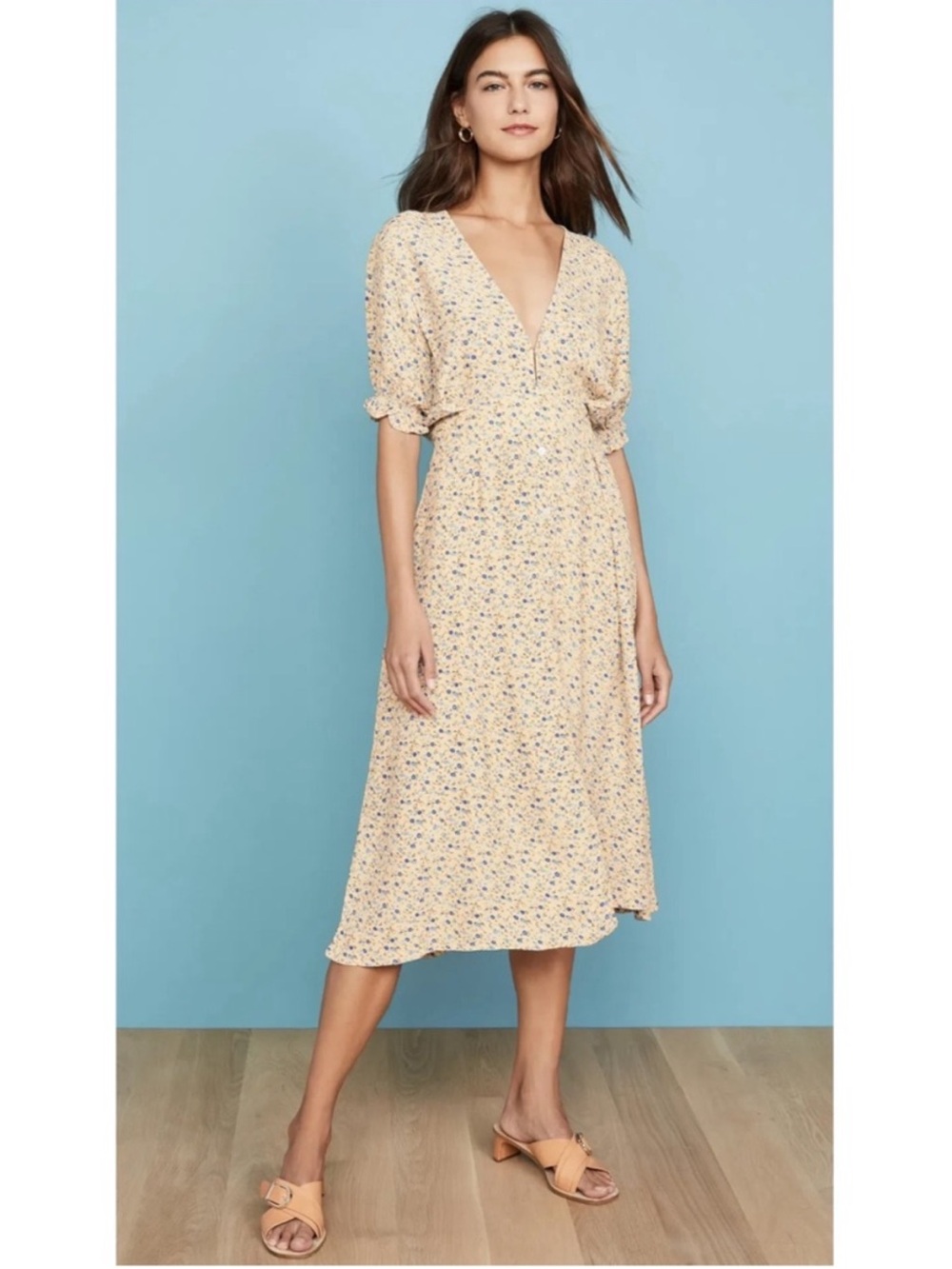 Faithful the Brand Floral Print Crepon Midi Dress
